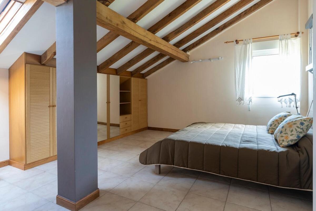 Villa Casa Con Jardin En Gama Bárcena de Cicero Exterior foto